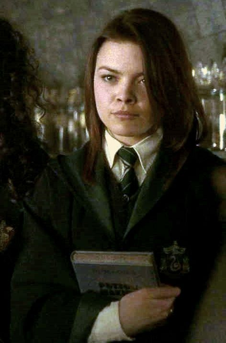 Illustration for article titled Reality vs Fiction Who's Worse: Harry Potter edition